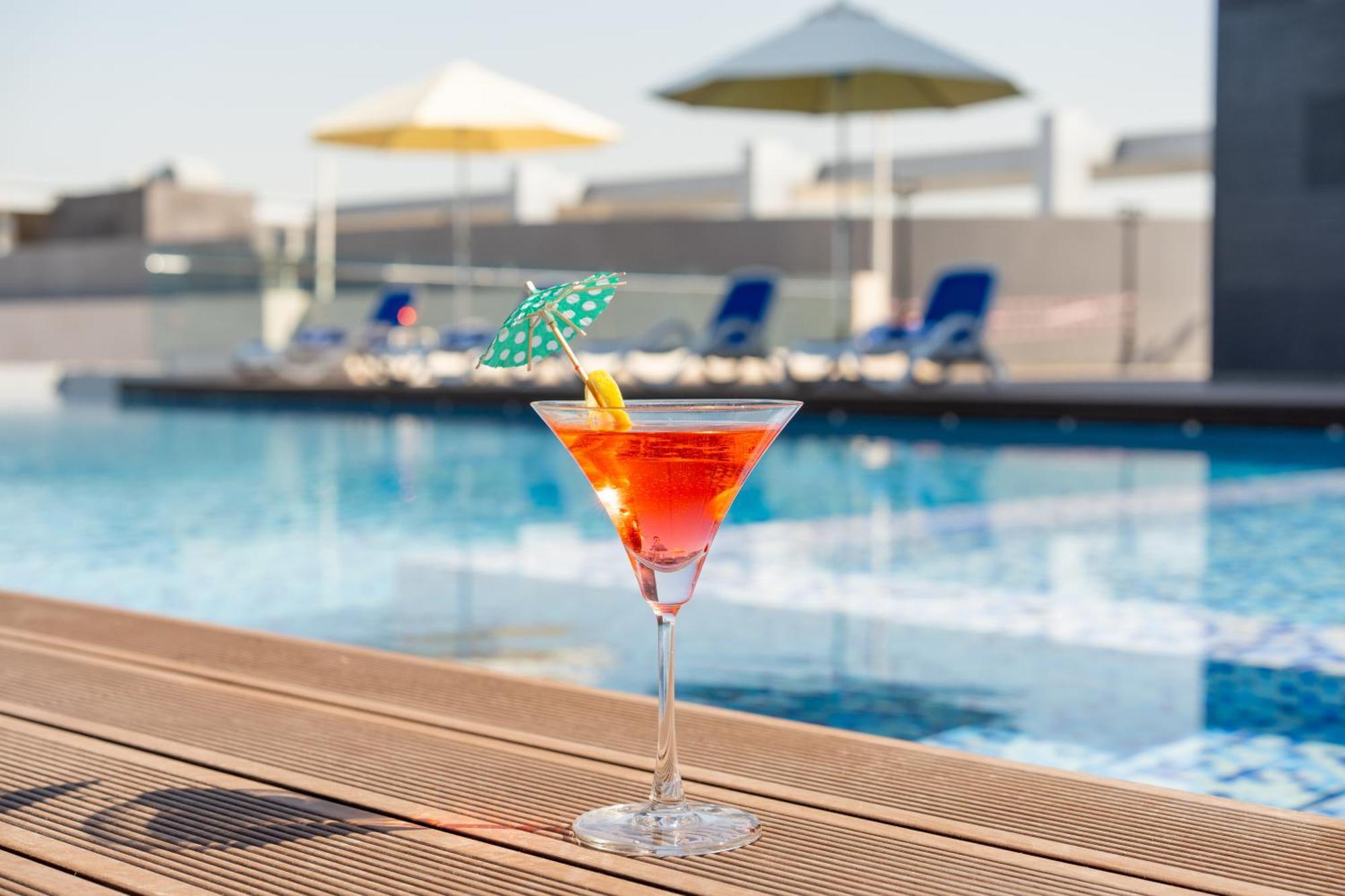 West Walk Retaj Hotel Al Rayyan Buitenkant foto