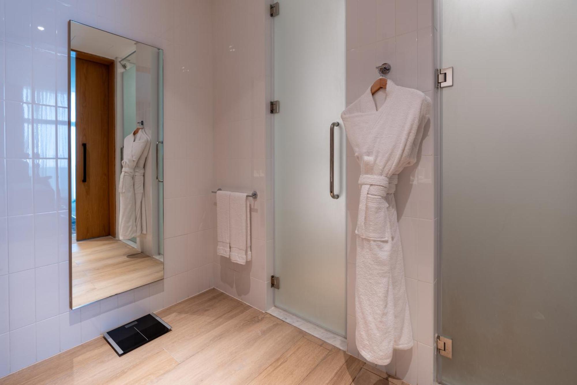West Walk Retaj Hotel Al Rayyan Buitenkant foto