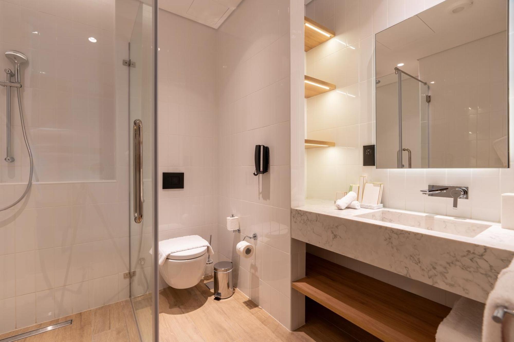 West Walk Retaj Hotel Al Rayyan Buitenkant foto