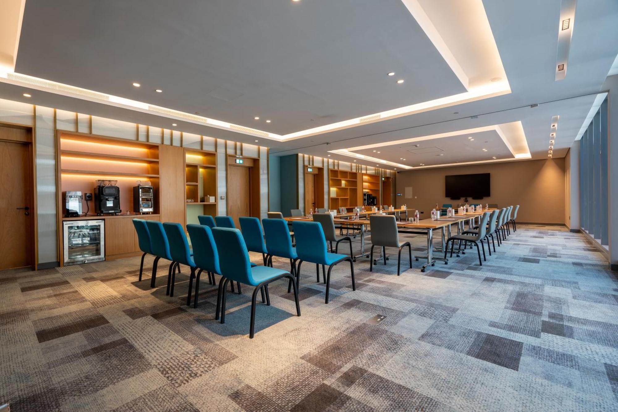 West Walk Retaj Hotel Al Rayyan Buitenkant foto