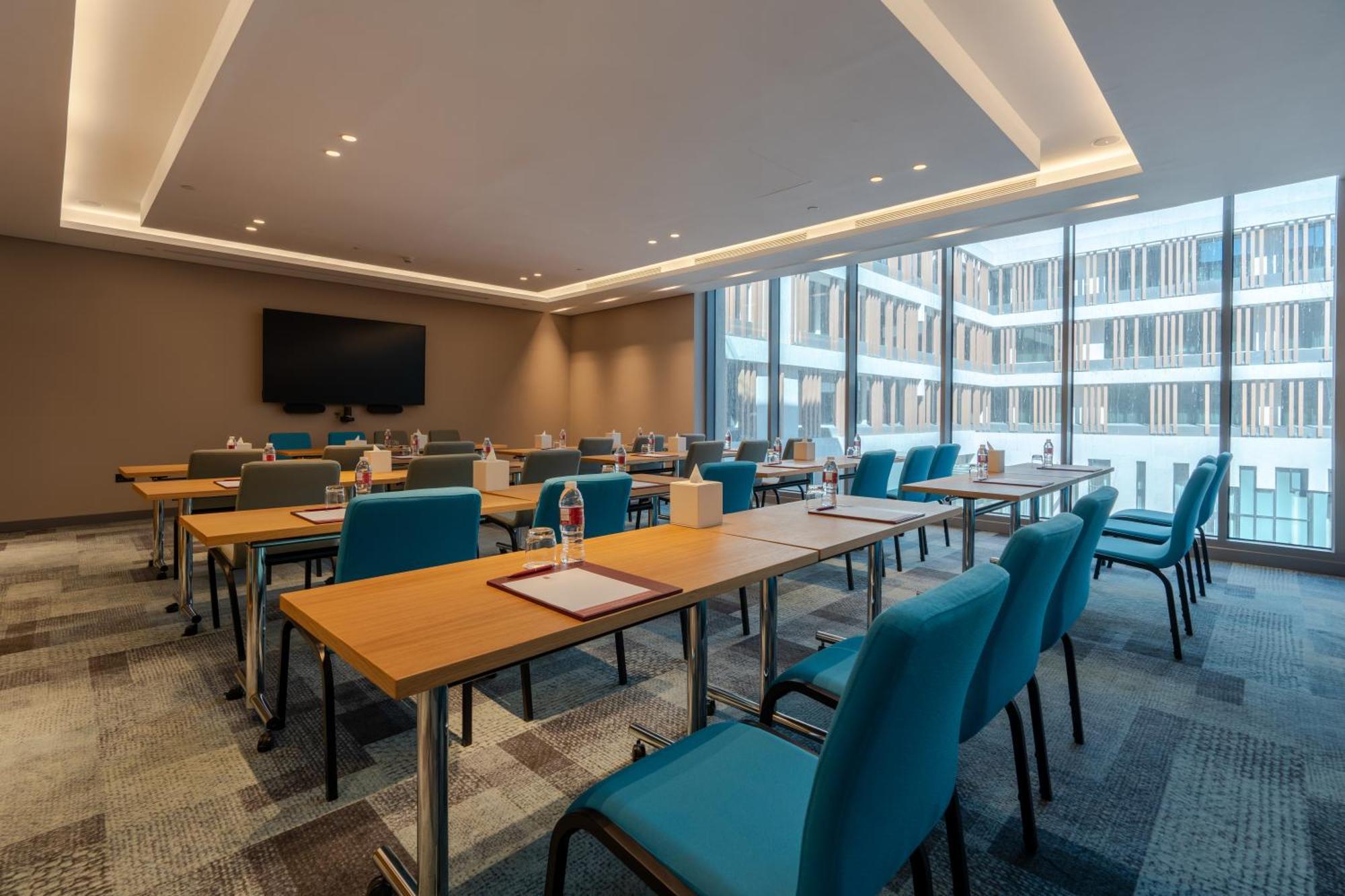 West Walk Retaj Hotel Al Rayyan Buitenkant foto