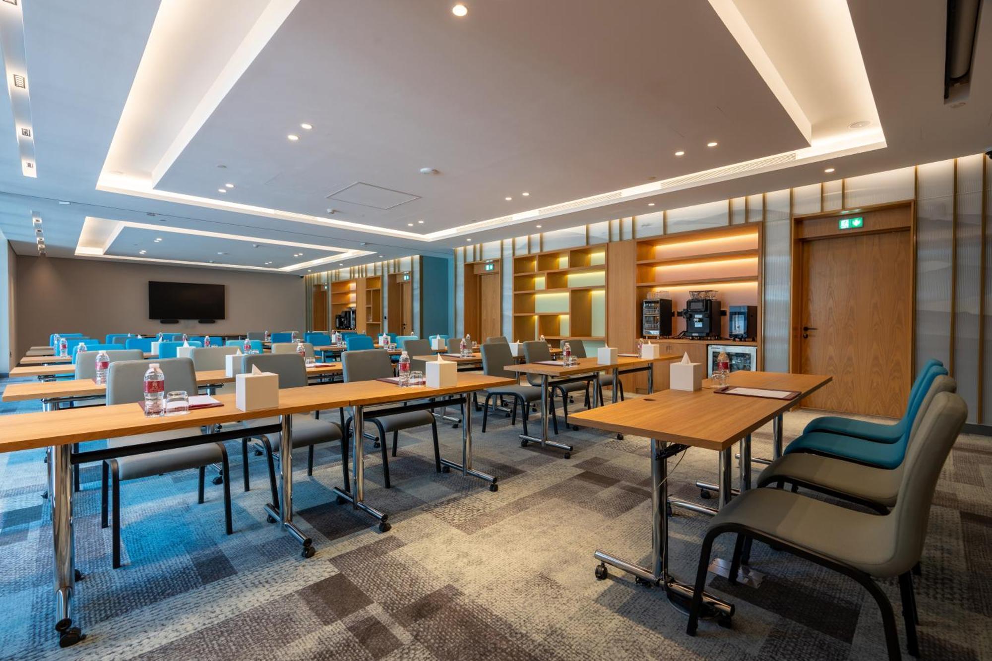 West Walk Retaj Hotel Al Rayyan Buitenkant foto