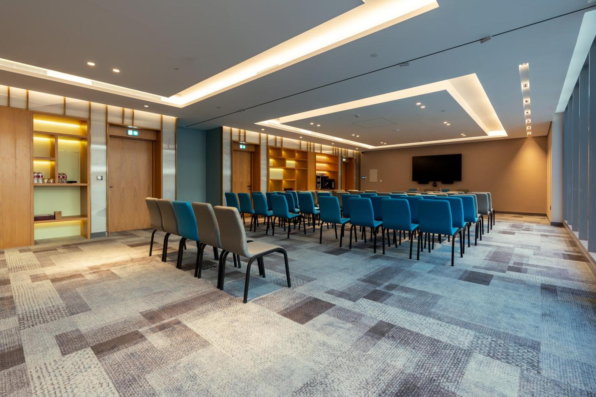 West Walk Retaj Hotel Al Rayyan Buitenkant foto
