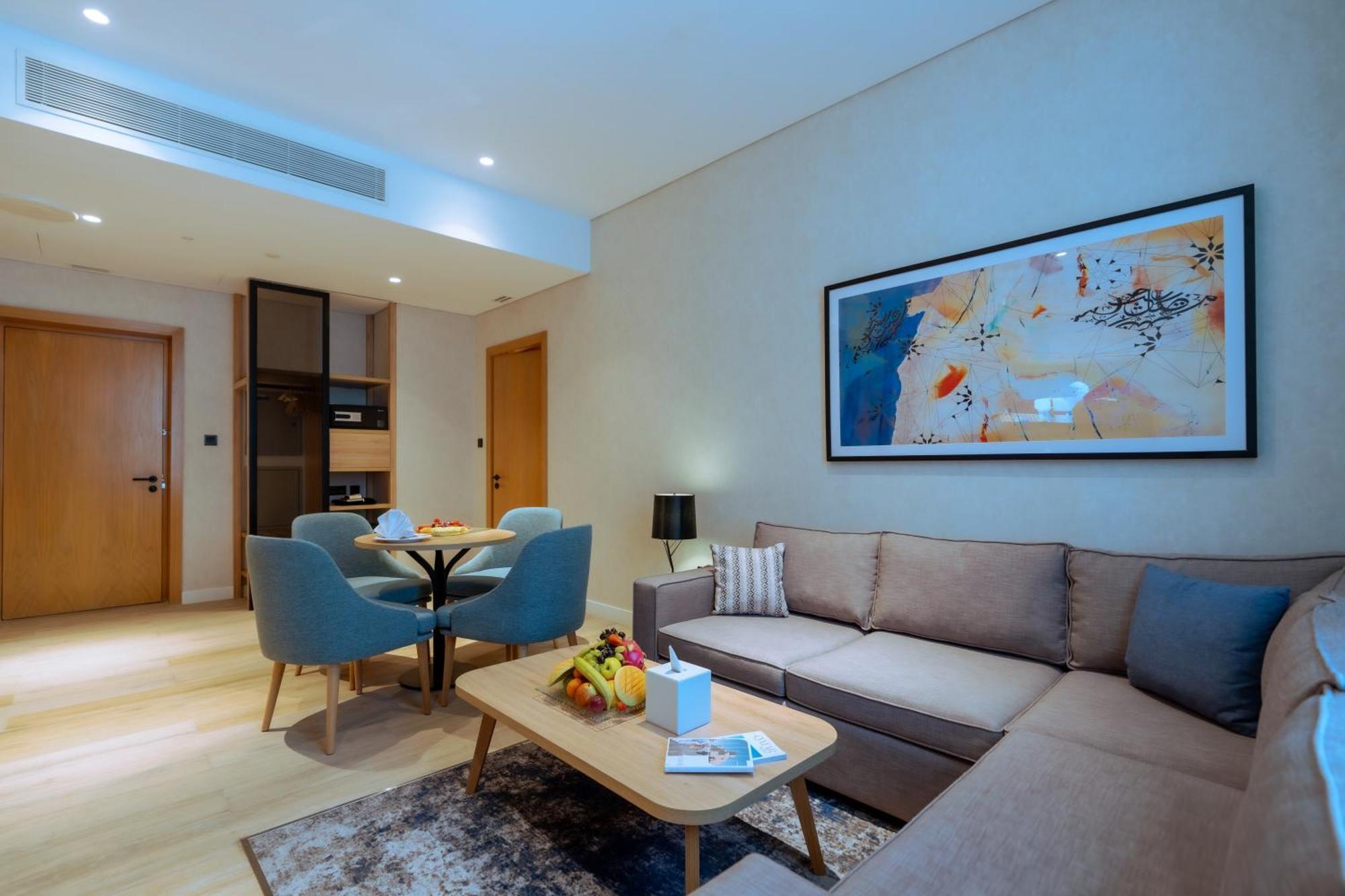 West Walk Retaj Hotel Al Rayyan Buitenkant foto