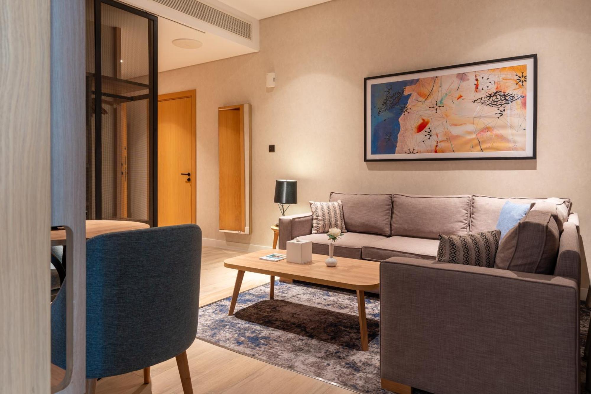 West Walk Retaj Hotel Al Rayyan Buitenkant foto